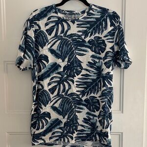 2/30$ Tropical Leaf Print Men's Shirt